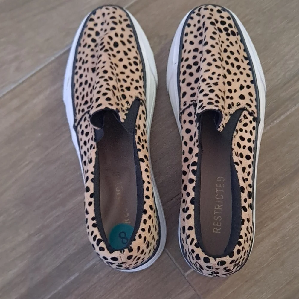 Shoes - Picture 3 of 3
